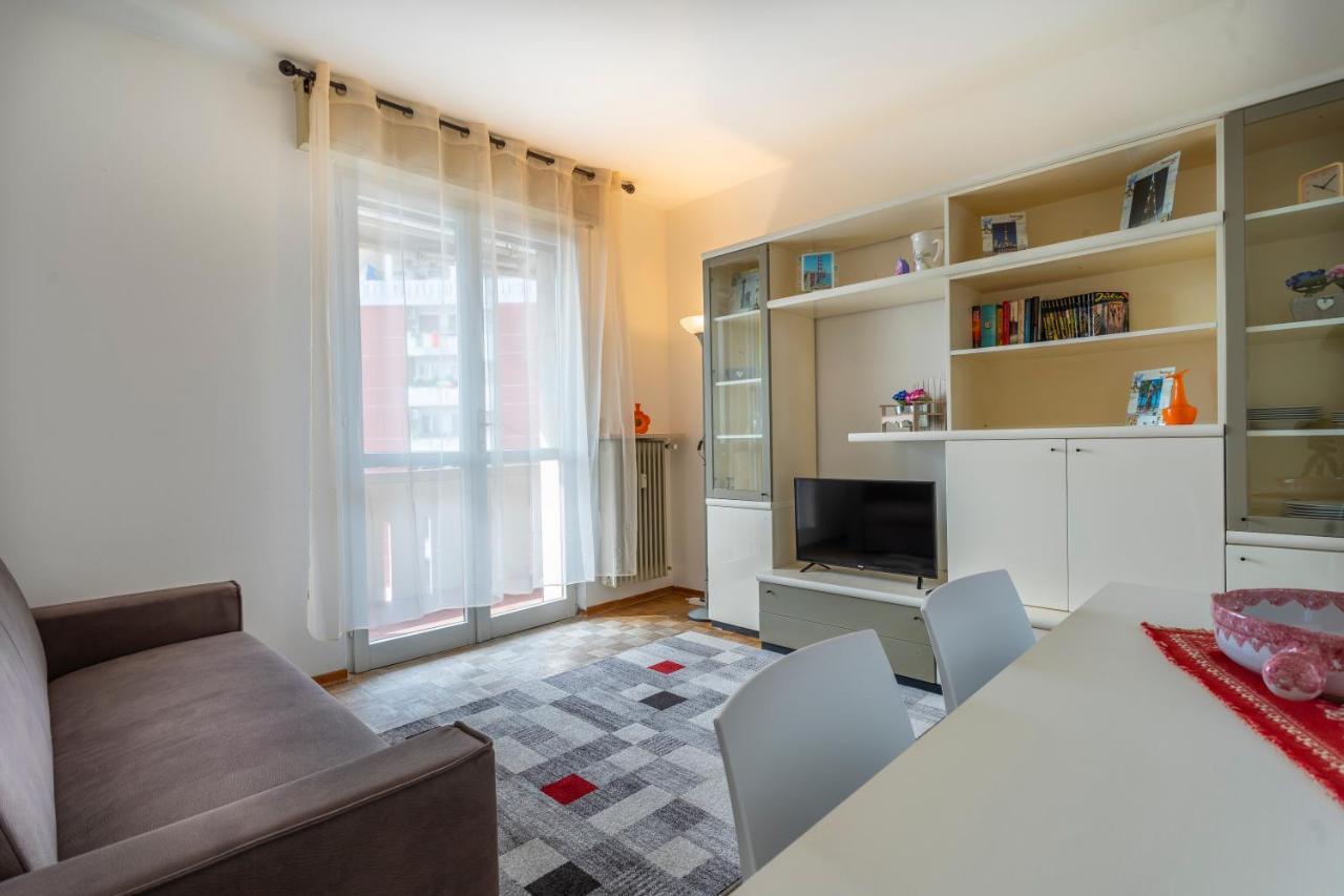 Zia Dina Apartment Pasian di Prato ภายนอก รูปภาพ