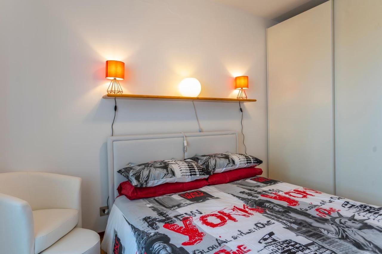 Zia Dina Apartment Pasian di Prato ภายนอก รูปภาพ