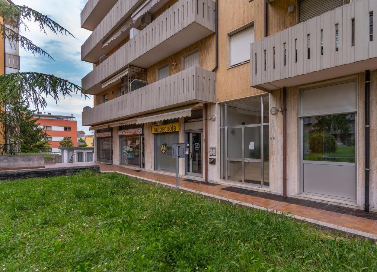 Zia Dina Apartment Pasian di Prato ภายนอก รูปภาพ